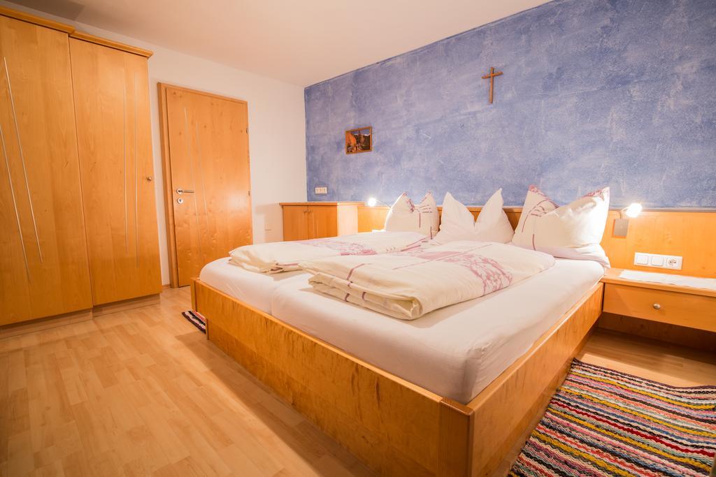 Апартаменты Haus Alpengruss Нойштифт-им-Штубайталь Экстерьер фото